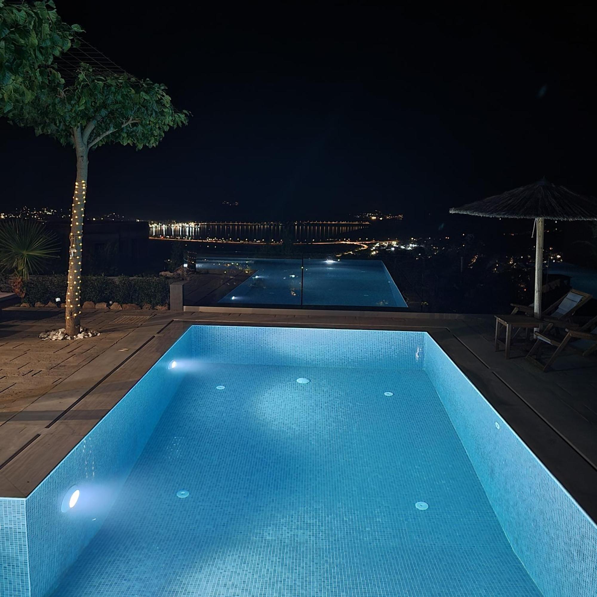 Stergiou Luxury Apartments With Shared Pool อานาวีซอส ภายนอก รูปภาพ